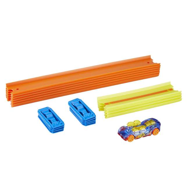 Hot Wheels Track Builder Pista de Juguete Paquete Básico - Image 1 of 4
