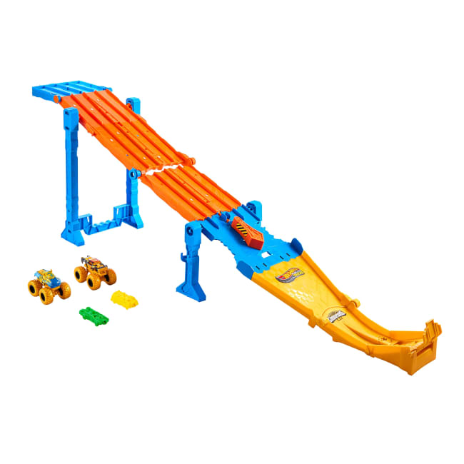 Hot Wheels Monster Trucks Dual Terrain Raceway, 4 Feet Long With 2 Toy Trucks & 2 Crushed Cars