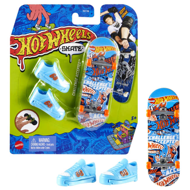 Hot Wheels Skate Veículo de Brinquedo Skateboard com Tênis Variado