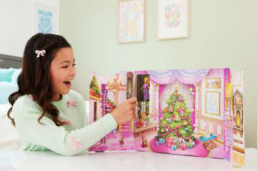Disney Princess Advent Calendar With 24 Days Of Gifts, Including 3 Small Dolls, 3 Friends & 22 Accy - Imagen 2 de 6
