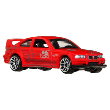 Pack De 8 Vehículos De La Silver Series De Hot Wheels Con Motivo