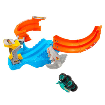 Hot Wheels Monster Trucks Corkscrew Shark Smash Track Set & 1:64 Scale MEGA-Wrex Toy Truck