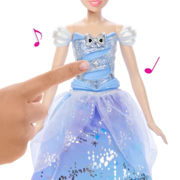 Disney Princess-Poupée Cendrillon Et Sa Robe Enchantée