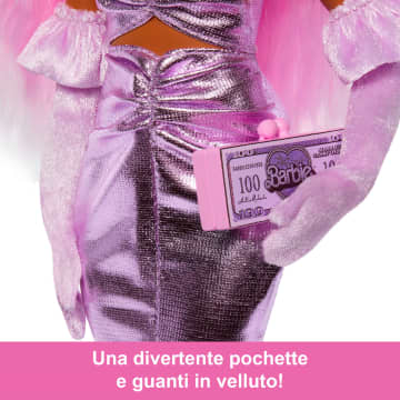 Bambola Barbie Deluxe Style N. 1 Con Abito Barbiecore Rosa Lucido, Guanti in Velluto E Capelli Rosa - Imagen 3 de 6