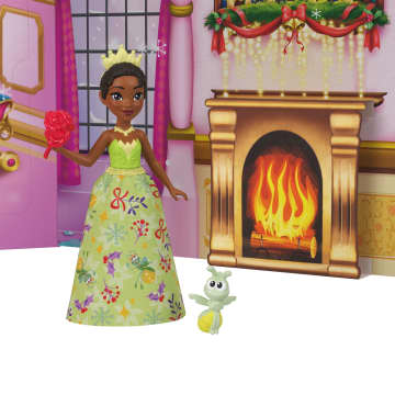 Disney Princess Advent Calendar With 24 Days Of Gifts, Including 3 Small Dolls, 3 Friends & 22 Accy - Imagen 4 de 6
