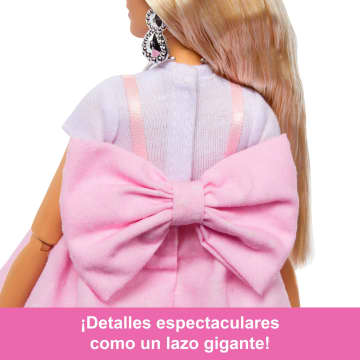 Muñeca Barbie Deluxe Style N. 3 Con Vestido Barbiecore En Rosa Pastel Con Lazo Extragrande Y Pelo Rubio - Bild 3 von 6