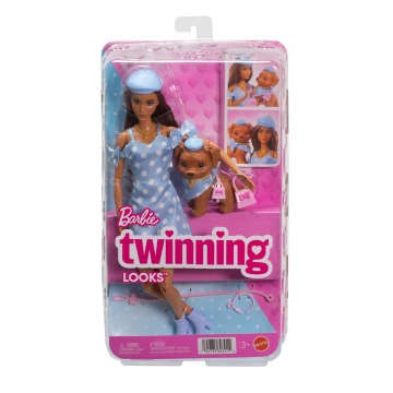 Muñeca Barbie Twinning Looks Con Perrito, Ropa Azul Y Accesorios A Juego, Muñeca Castaña