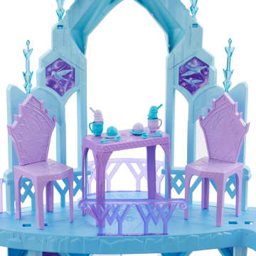 Playset Disney Frozen Palazzo Di Ghiaccio Di Elsa Con Olaf, 5 Aree Di Gioco E 21 Accessori - Imagen 6 de 6