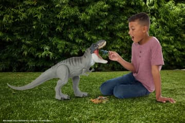 Jurassic World Rebirth T-Rex Super Colossale, T-Rex Giocattolo - Image 2 of 6