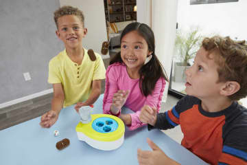 Mattel Games Kacka-Alarm! Voll Verstopft, Kinderspiel, Aktionsspiel