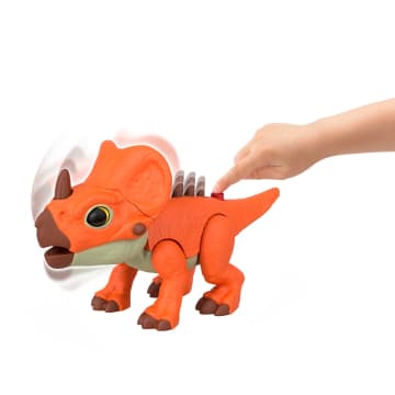 Fisher-Price Imaginext Jurassic World Rebirth Aquilops Dinosaur Action Figure With Motion