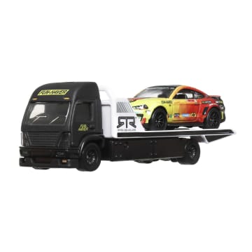Hot Wheels Premium Team Transport 2Er-Pack (Ausführungen Können Variieren)