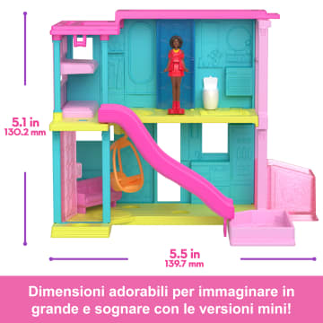 Playset Casa Delle Bambole Barbie Mini Barbieland Con Bambola Da 3,8 Cm, Mobili E Accessori (I Modelli Possono Variare)