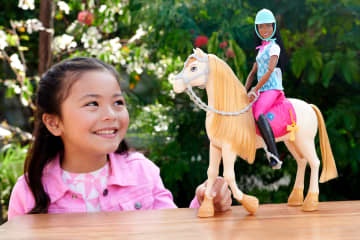 Barbie Mysteries: Das Geheimnisvolle Pferdeabenteuer“ Barbie Brooklyn“ Puppe Mit Reitkleidung Und Zubehör