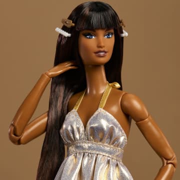 Barbie You Create Barbie Basics Neutral Kit 001, Poupée Mannequin Personnalisable Et Vêtements Universels - Imagen 4 de 6