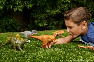 Jurassic World Wild Roar Dinosaur, MEGAlosaurus Action Figure Toy With Sound
