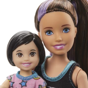 Barbie® Bebek Bakıcısı Bebeği ve Aksesuarları Oyun Setleri, Uyku Zamanı - Image 5 of 6