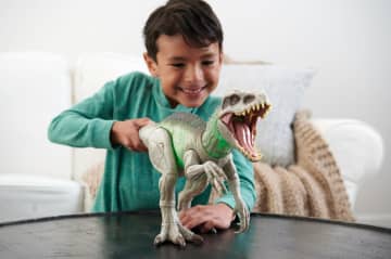 Jurassic World Camouflage 'n Battle Indominus Rex Action Figure Toy With Lights, Sound & Motion