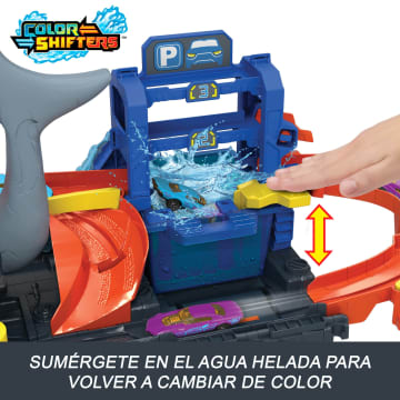 Túnel De Lavado Del Supertiburón De Hot Wheels City Con Coche De Juguete Color Reveal A Escala 1:64