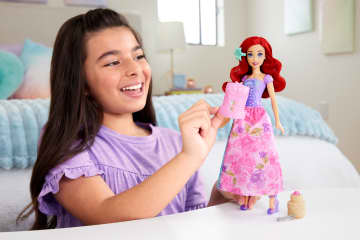 Disney Princess Spin & Reveal Κούκλα Άριελ & Αξεσουάρ Με 11 Εκπλήξεις
