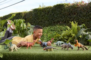 Jurassic World Nasutoceratops Figurine De Dinosaure Articulée Inspirée Du Film 