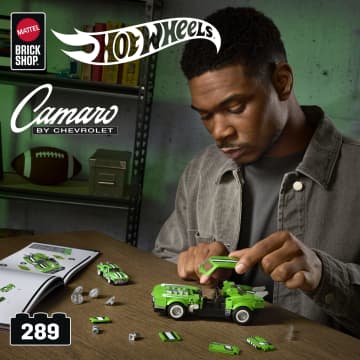 Mattel Brick Shop Hot Wheels Custom ’68 Camaro, Kit Giocattolo Da Costruire (289 Pezzi) Per Collezionisti