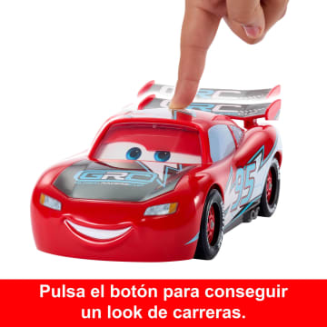 Vehículo Rayo Mcqueen Derrapa Y Corre De La Copa Mundial De Pilotos De Disney Pixar Cars Con 2 Modos - Imagen 4 de 6