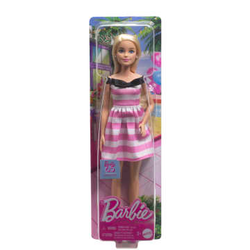 Barbie-Modepuppe Mit Blonden Haaren Zum Feier Des 65-Jährigen Jubiläums, Pink Gestreiftes Kleid Und Accessoires - Image 6 of 6