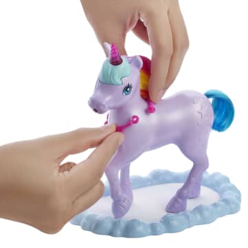 Barbie Dreamtopia Oyun Seti, Barbie Bebek, Tek Boynuzlu At Ve Renk Değiştiren Tuvalet