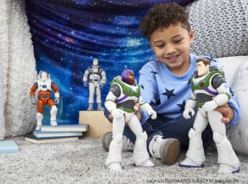 Disney Pixar Lightyear Large Scale (12-Inch Scale) Space Ranger Alpha Alisha Hawthorne Figure
