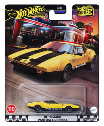 Hot Wheels Boulevard Assortiment, Schaal 1:64, Metalen Voertuigen Voor Verzamelaars, Volledig Metalen Carrosserie, Real Rider Banden