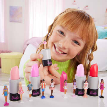 Barbie - Poupées Mini Barbieland - Assortiment Fashionistas De 3,8 Cm - Imagen 2 de 6