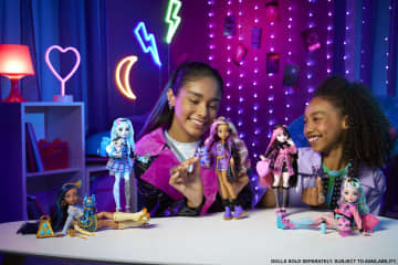 Monster High Lalka podstawowa + zwierzątko i akcesoria Asortyment