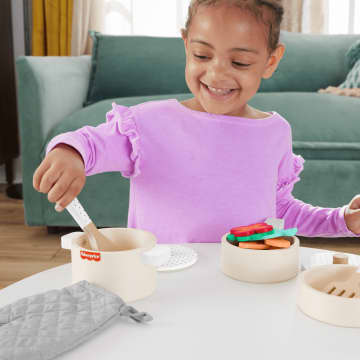 Okul Öncesi Çağdaki Çocuklar Için 19 Parçalı Fisher-Price Ahşap Mutfak Seti