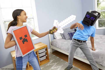 Minecraft Light-Up Adventure Sword