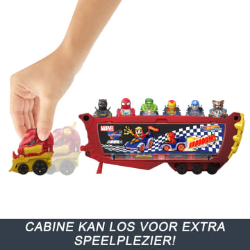Hot Wheels Racerverse Marvel Hulkbuster Truck, Bewaar Tot Wel 10 Speelgoedwagens, Cabine Kan Worden Losgekoppeld, Met Helm Die Omhoog Kan En Niet-Uitneembare Figuur - Image 3 of 6