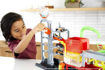 Hot Wheels® Dev Ahtapot ile Araba Yıkama Oyun Seti