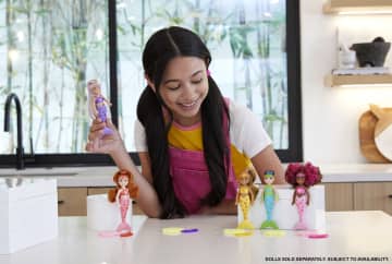 Кукла Barbie Радужная Русалка Челси в непрозрачной упаковке