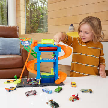 Hot Wheels City Pista Para Coches De Juguete Túnel De Lavado Con Giros - Image 2 of 6