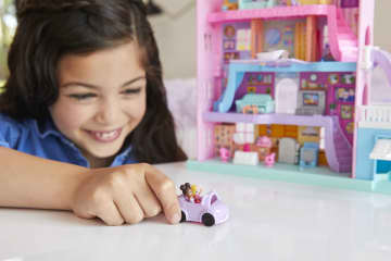 Polly Pocket Pajama Party Sleepover Adventure House - Image 3 of 9