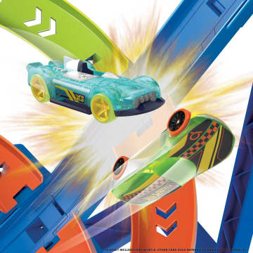 Hot Wheels Spiral Speed Crash Playset