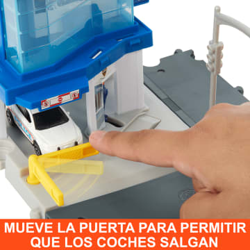 Matchbox Action Drivers Set De Juego Con Pistas Para Coches De Juguete Central Tráfico Policía