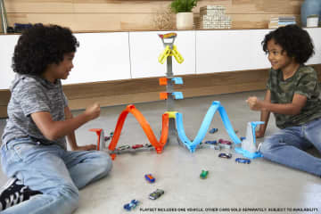 Hot Wheels Loop & Launch Track Set
