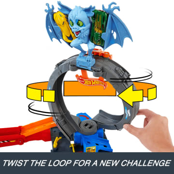 Hot Wheels City Bat Loop Attack Playset With 1:64 Scale Toy Car