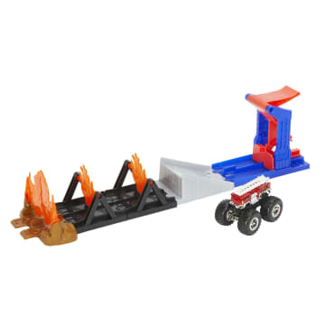 Набор игровой Hot Wheels Монстр-трак с главным героем в ассортименте