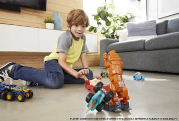 Набор игровой Hot Wheels Монстр-трак с главным героем в ассортименте
