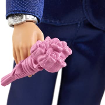 Кукла Barbie Кен Жених в свадебном костюме