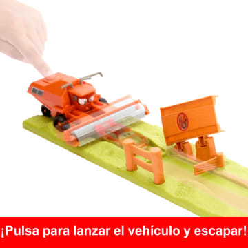 Disney Pixar Cars Pista Para Coches De Juguete Con Personajes Y Accesorios Huida De Frank