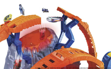 Набор игровой Hot Wheels Монстр-трак Вулкан Арена