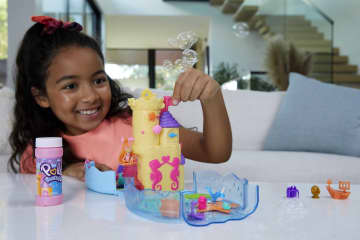 Polly Pocket Bubble Aquarium with Underwater Theme - Image 2 of 7